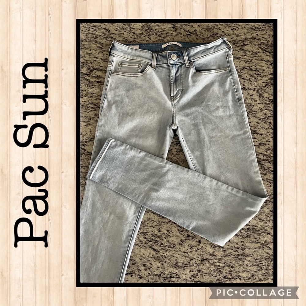 Pac Sun Stacked Skinny Light Wash Jeans 29x32